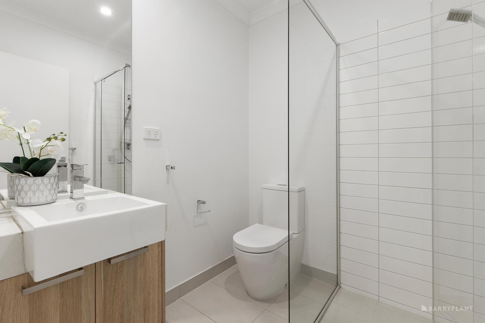 16 Heffernan Walk, Heidelberg Heights, VIC 3081, Heidelberg Heights - Thumbnail 8