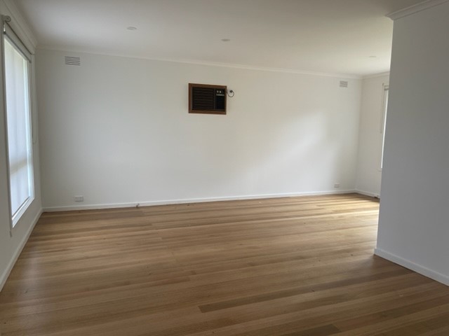 16 Hermitage Crescent, Bundoora, VIC 3083 - Thumbnail 2 - 05/02/2026