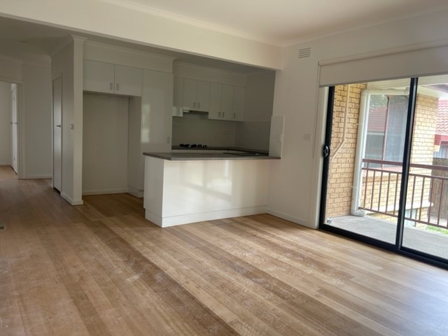 16 Hermitage Crescent, Bundoora, VIC 3083, Bundoora - Thumbnail 5