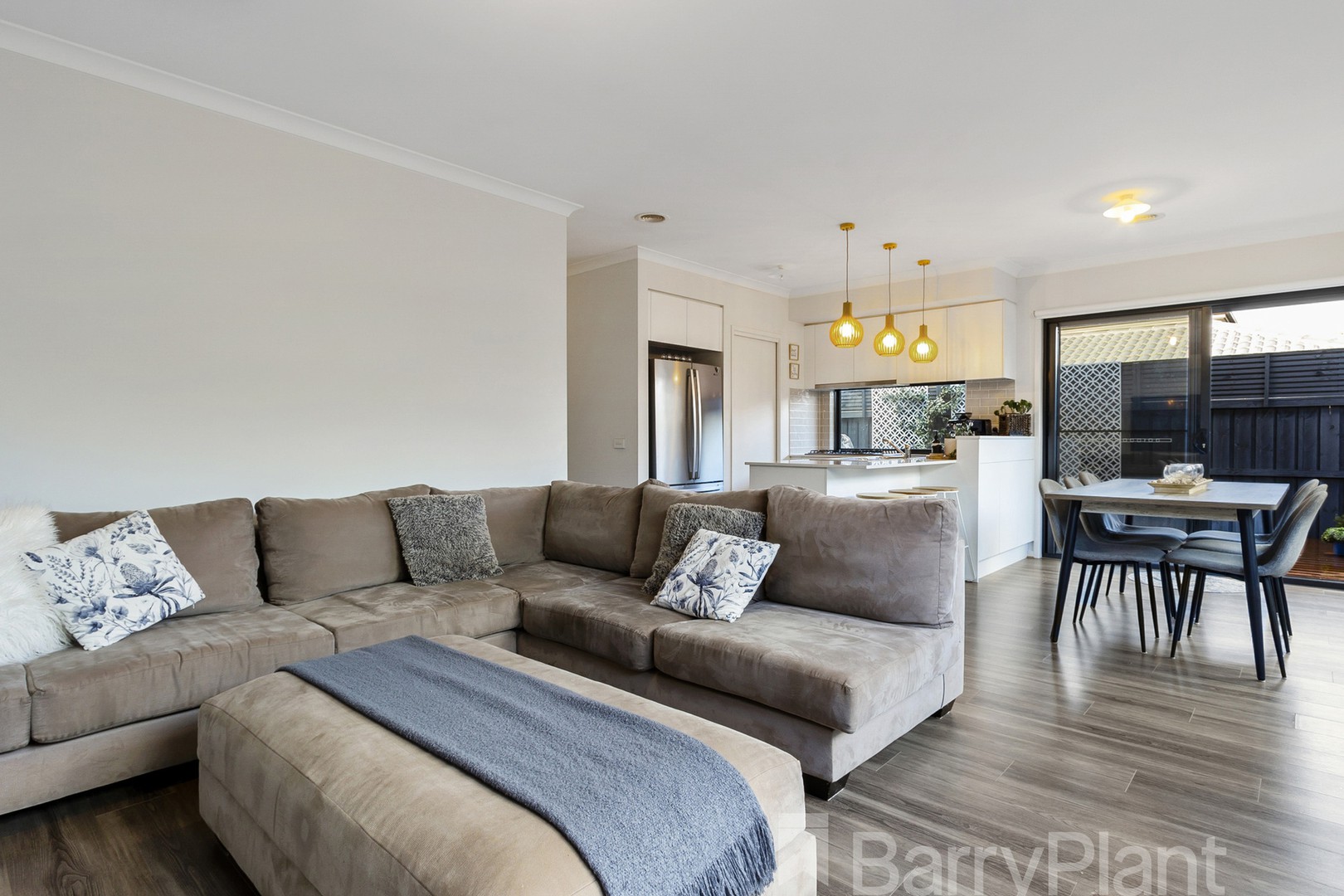 16 Invermay Way, Clyde, VIC 3978, Clyde - Thumbnail 3