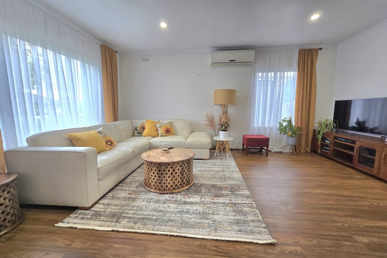 16 Irvine Street, Deer Park, VIC 3023 - Thumbnail 2 - 18/11/2025