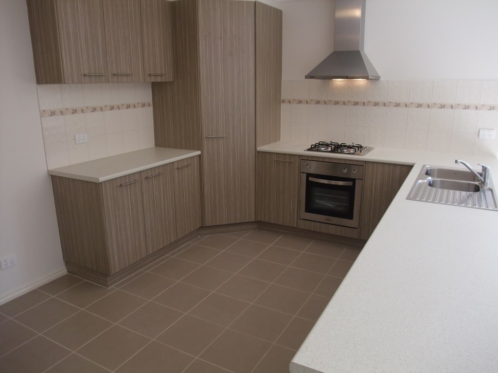 16 Island Way, Point Cook, VIC 3030, Point Cook - Thumbnail 2