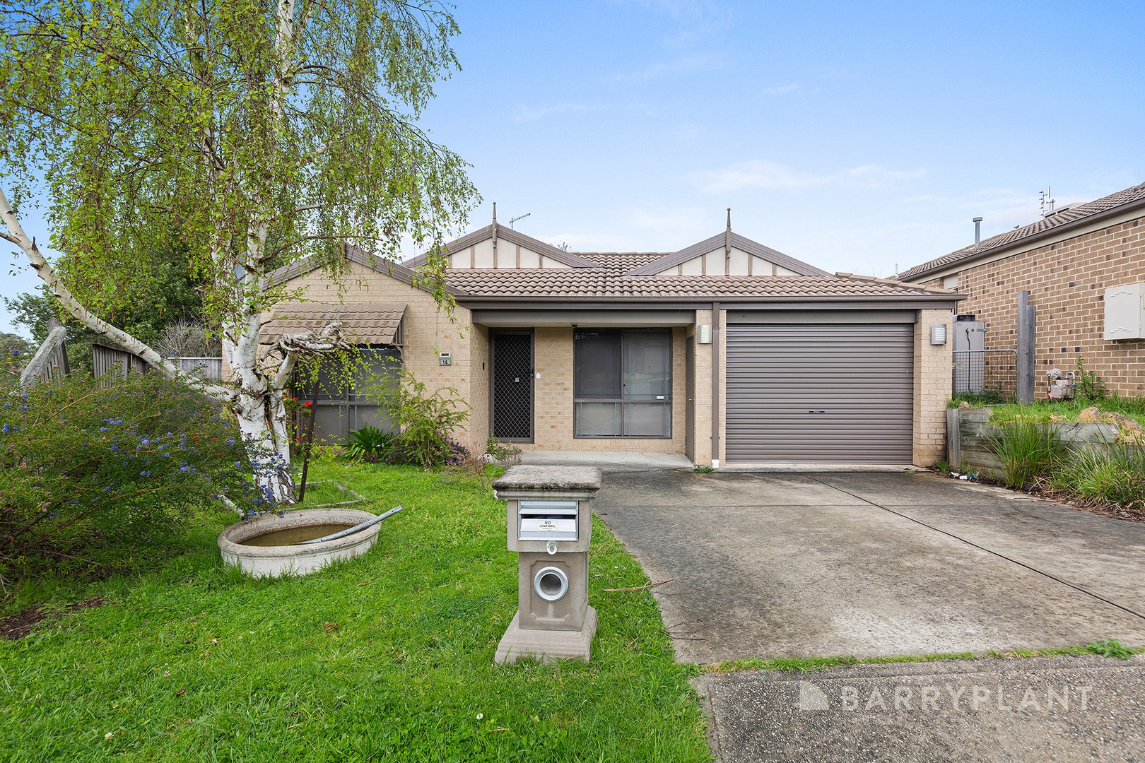 16 Jennifer Court, Pakenham, VIC 3810