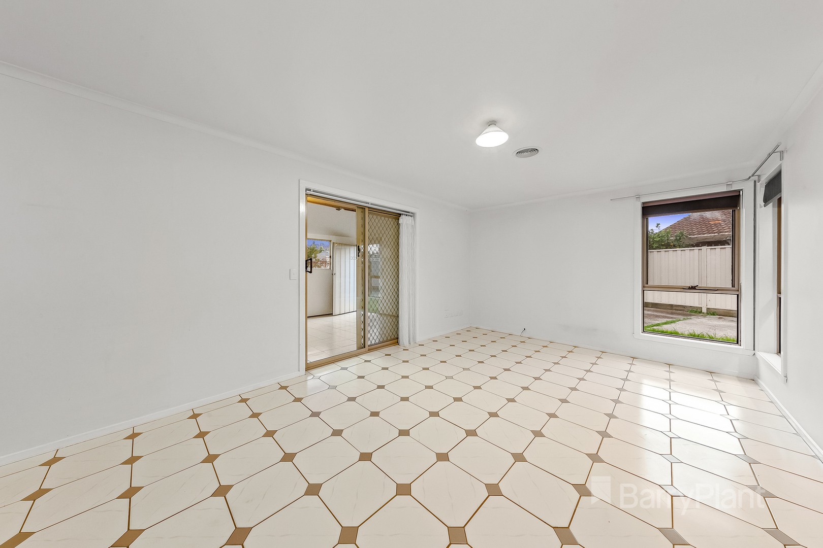 16 Jester Court, Kings Park, VIC 3021, Kings Park - Thumbnail 3