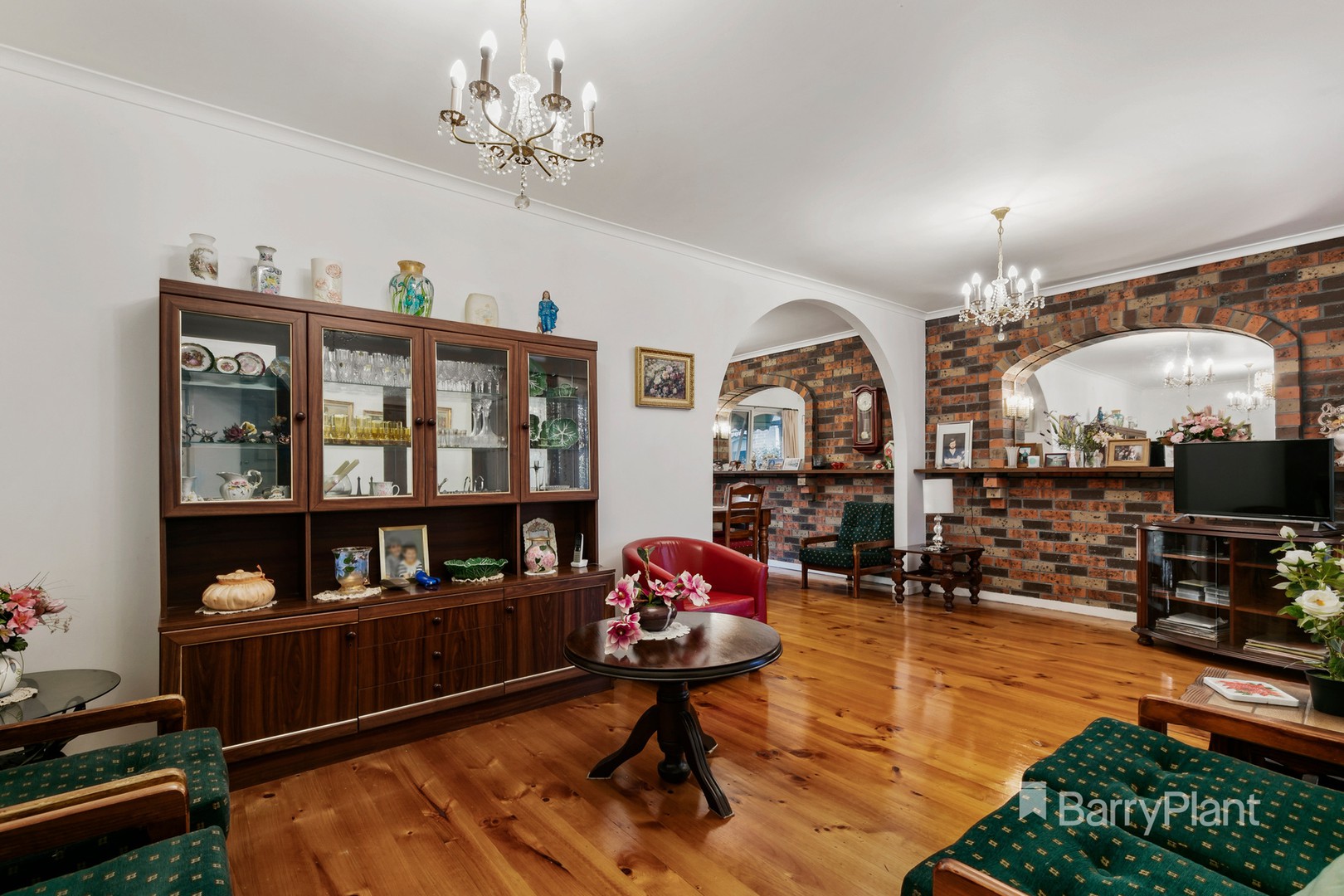 16 Joanne Avenue, Chirnside Park, VIC 3116, Chirnside Park - Thumbnail 2