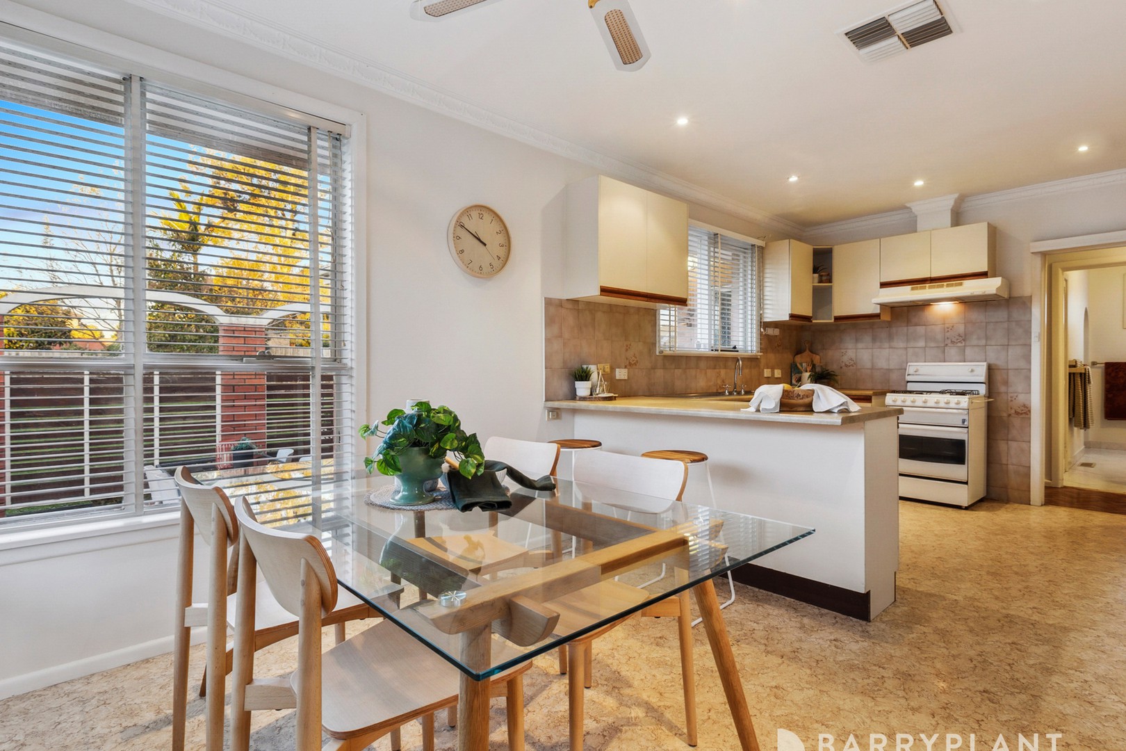 16 Juniper Road, Wantirna, VIC 3152, Wantirna - Thumbnail 4