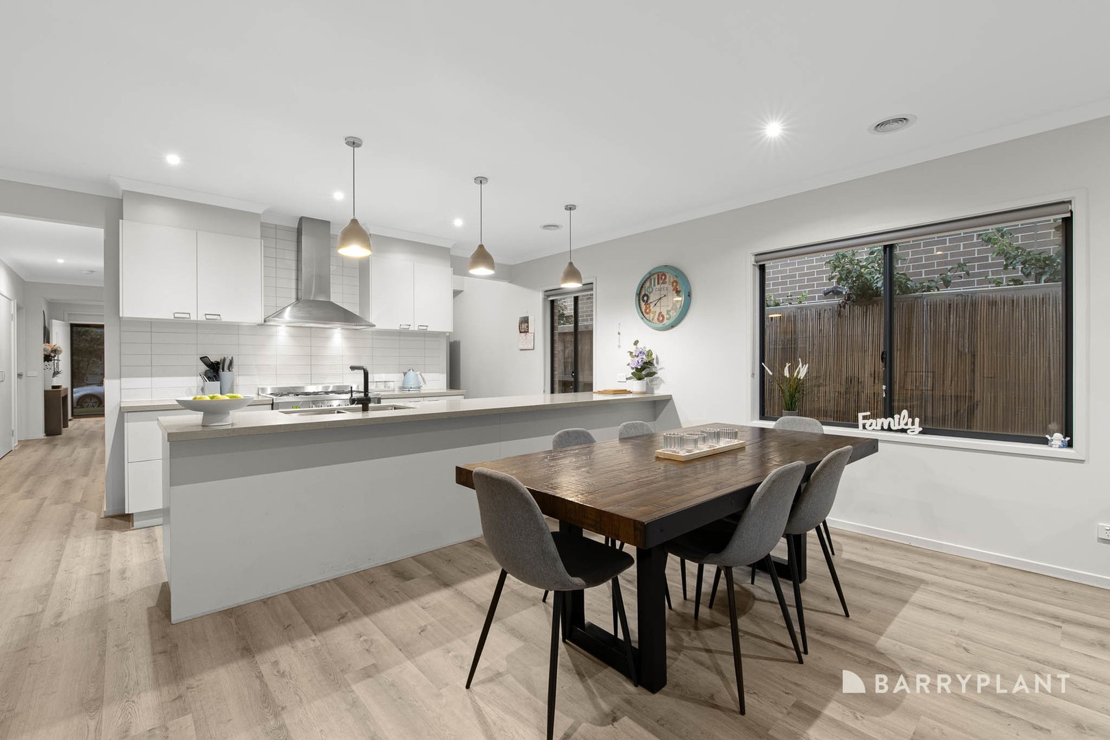 16 Kaduna Drive, Officer South, VIC 3809, Officer South - Thumbnail 5