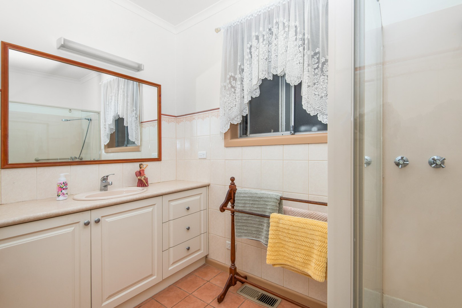 16 Kalver Street, Corio, VIC 3214, Corio - Thumbnail 7