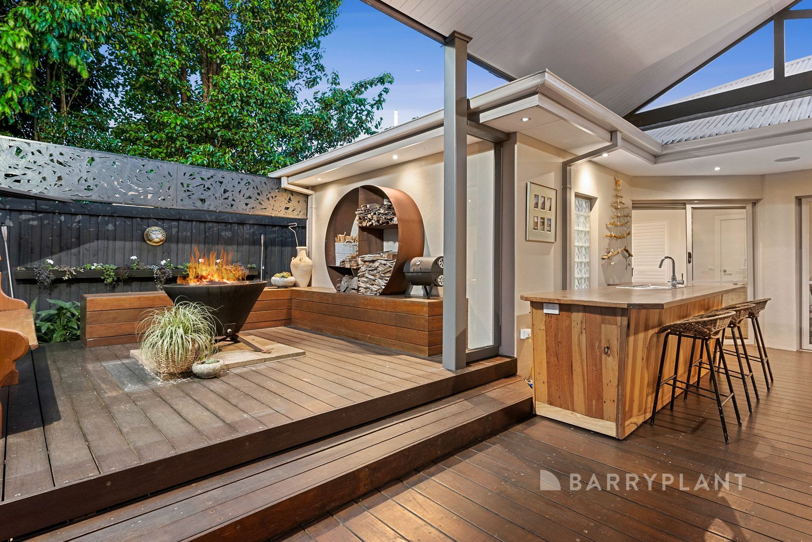 16 Kathleen Crescent, Mornington, VIC 3931, Mornington - Thumbnail 3