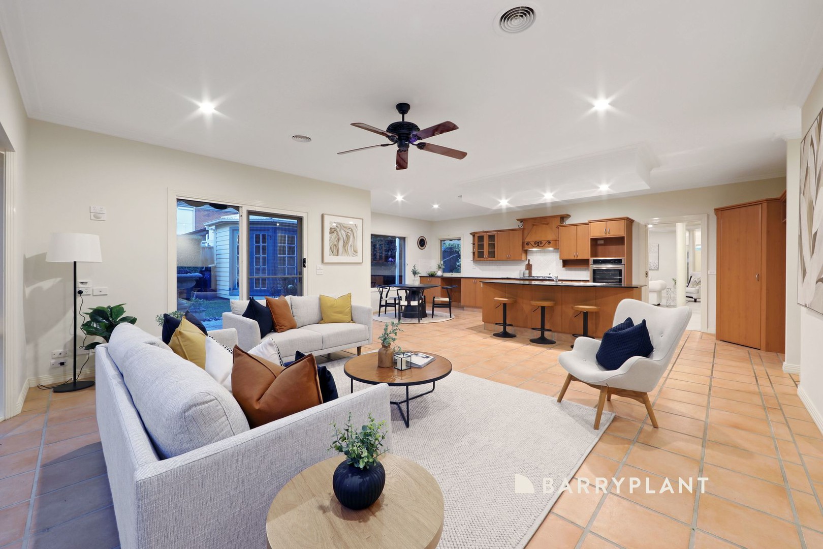 16 Kellbourne Drive, Rowville, VIC 3178, Rowville - Thumbnail 4