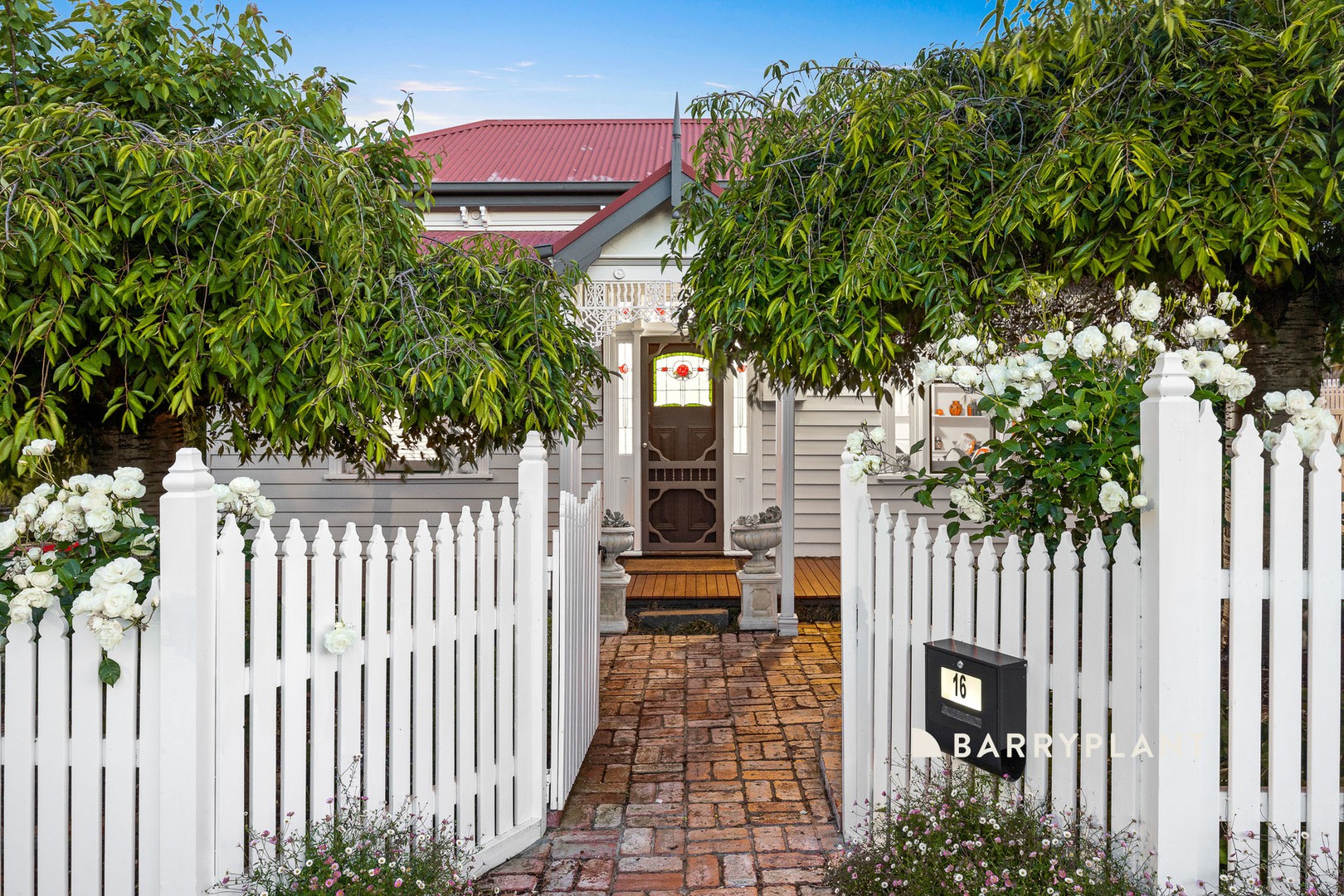 16 Kent Street, Warragul, VIC 3820 - Thumbnail 2 - 10/09/2026