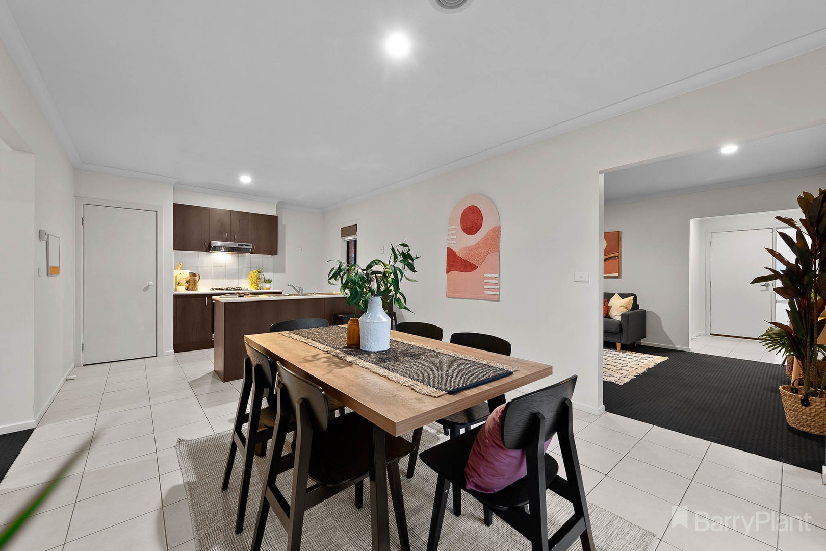16 Kingsdale Crescent, Pakenham, VIC 3810, Pakenham - Thumbnail 4