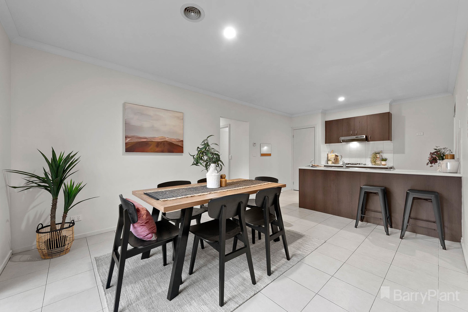 16 Kingsdale Crescent, Pakenham, VIC 3810, Pakenham - Thumbnail 5