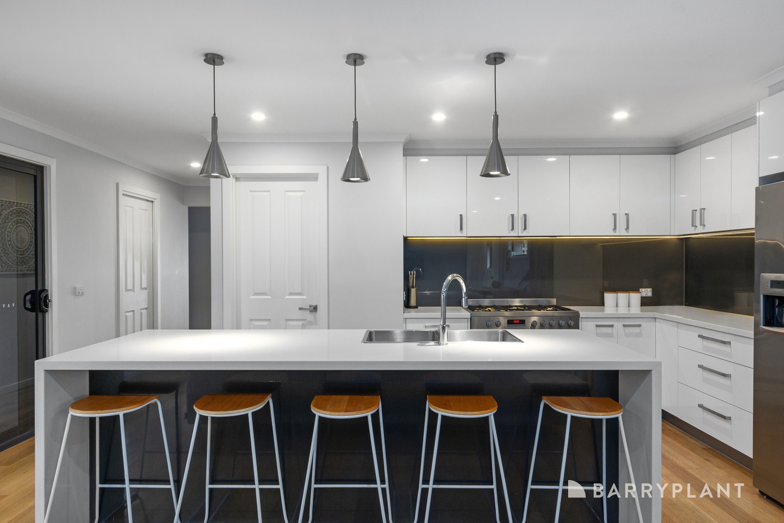 16 Laura Court, Bayswater North, VIC 3153, Bayswater North - Thumbnail 3