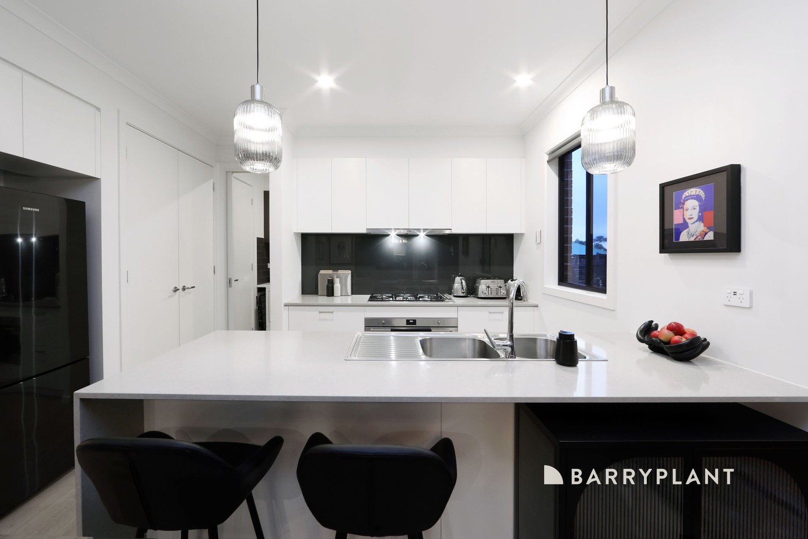 16 Laurina Close, Lysterfield, VIC 3156, Lysterfield - Thumbnail 4