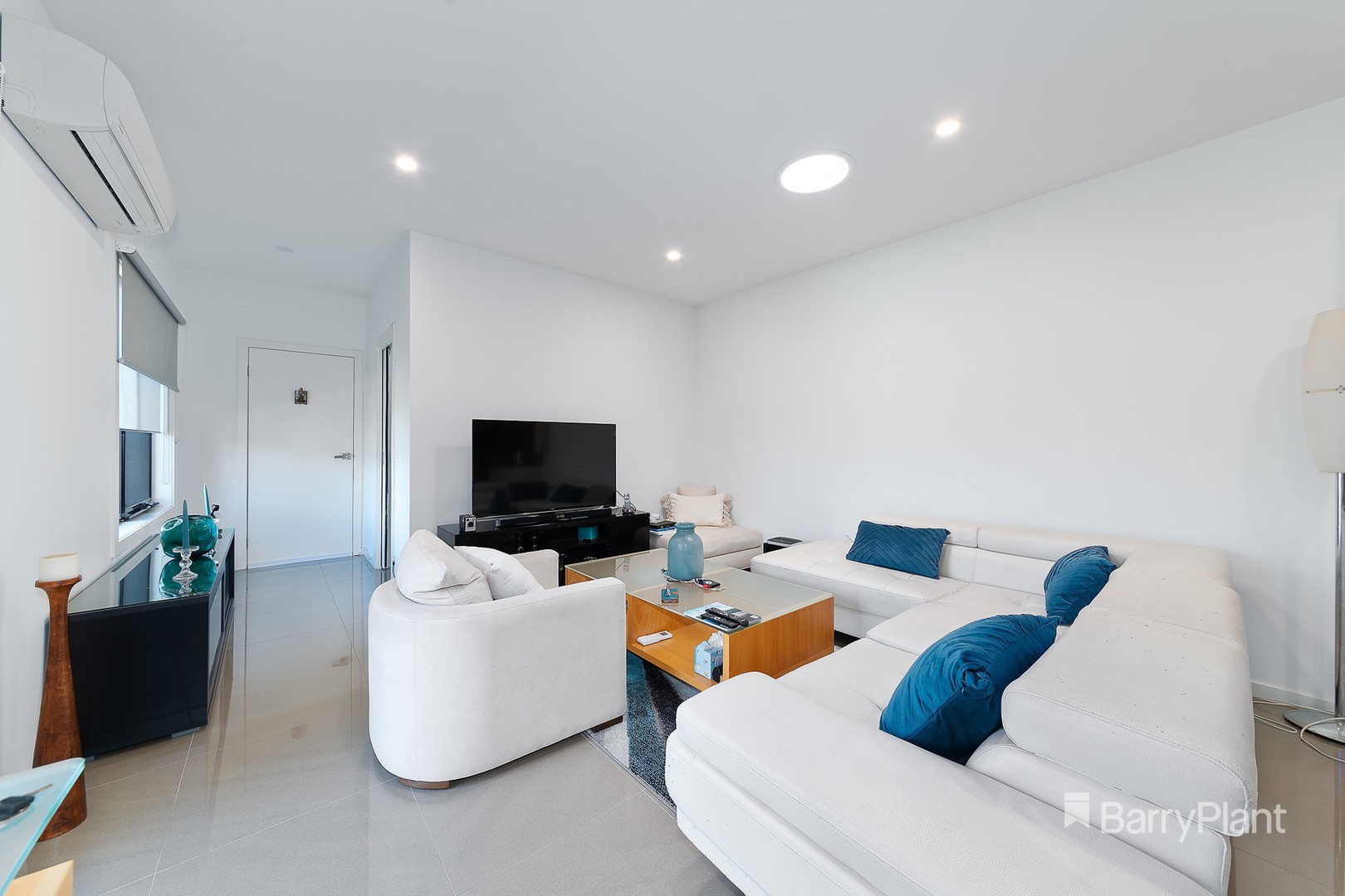 16 Lefroy Walk, Wollert, VIC 3750, Wollert - Thumbnail 3