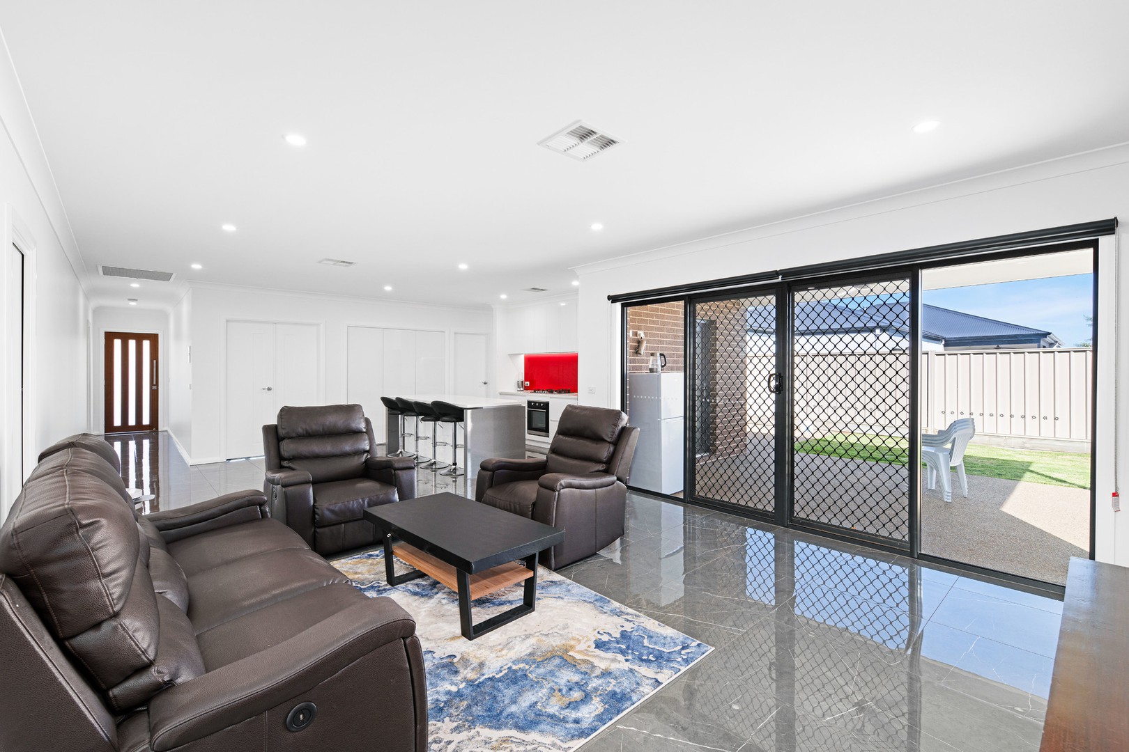 16 Limpidi Drive, Mildura, VIC 3500, Mildura - Thumbnail 2