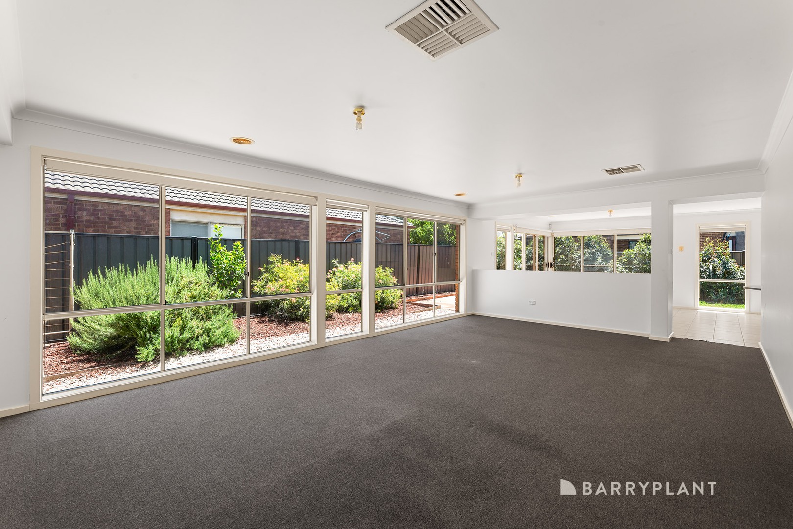 16 Lindsay Gardens, Point Cook, VIC 3030, Point Cook - Thumbnail 2