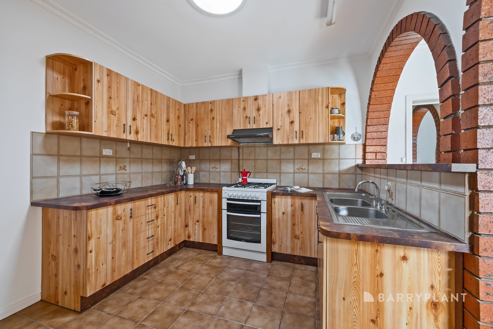 16 Livingstone Parade, Preston, VIC 3072, Preston - Thumbnail 8