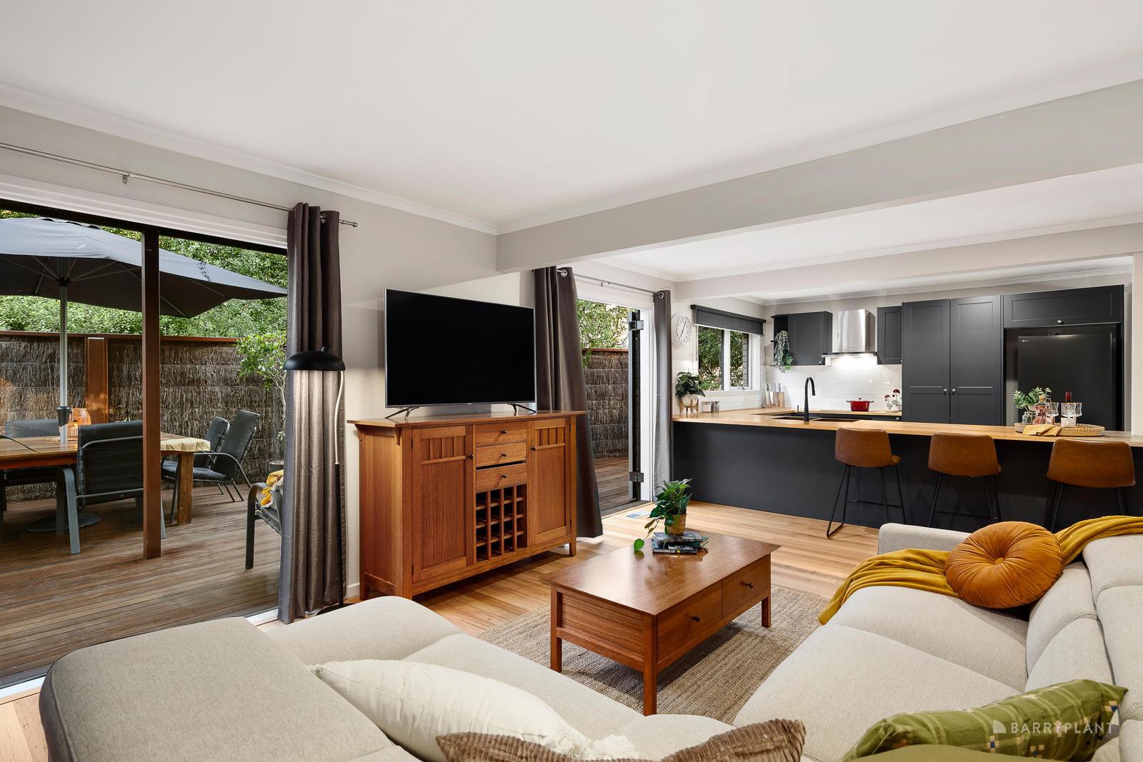 16 Louise Street, Heidelberg, VIC 3084, Heidelberg - Thumbnail 3