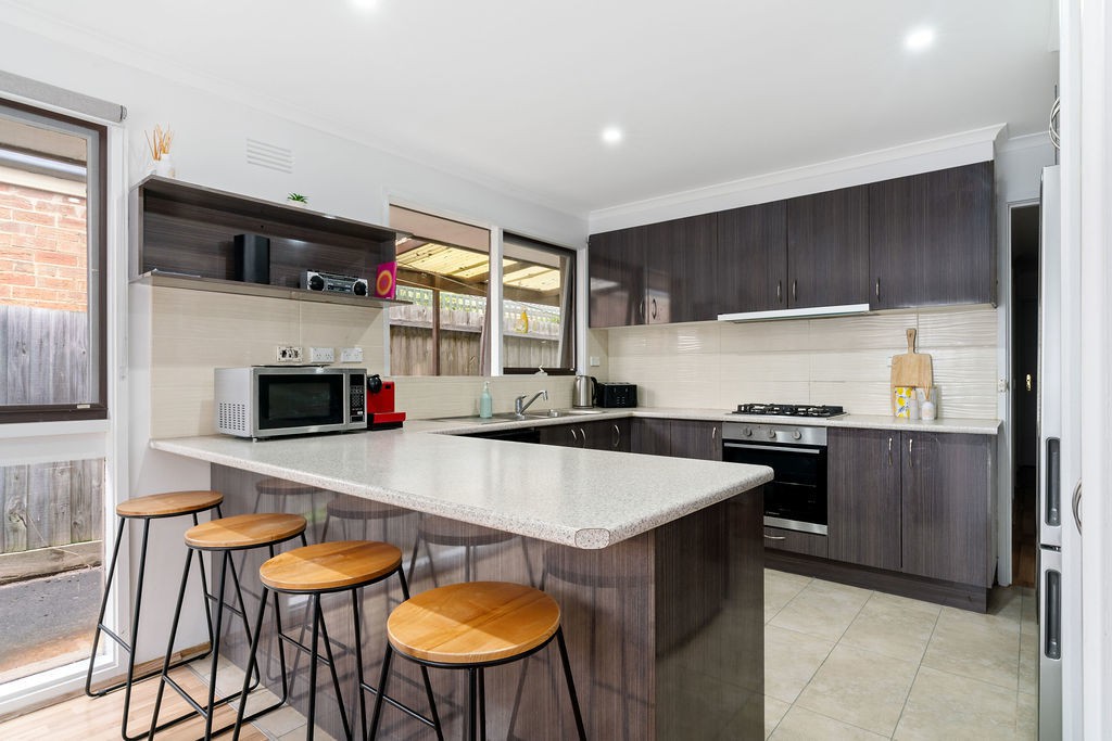 16 Lyndon Drive, Rosebud, VIC 3939 - Thumbnail 2 - 05/11/2025