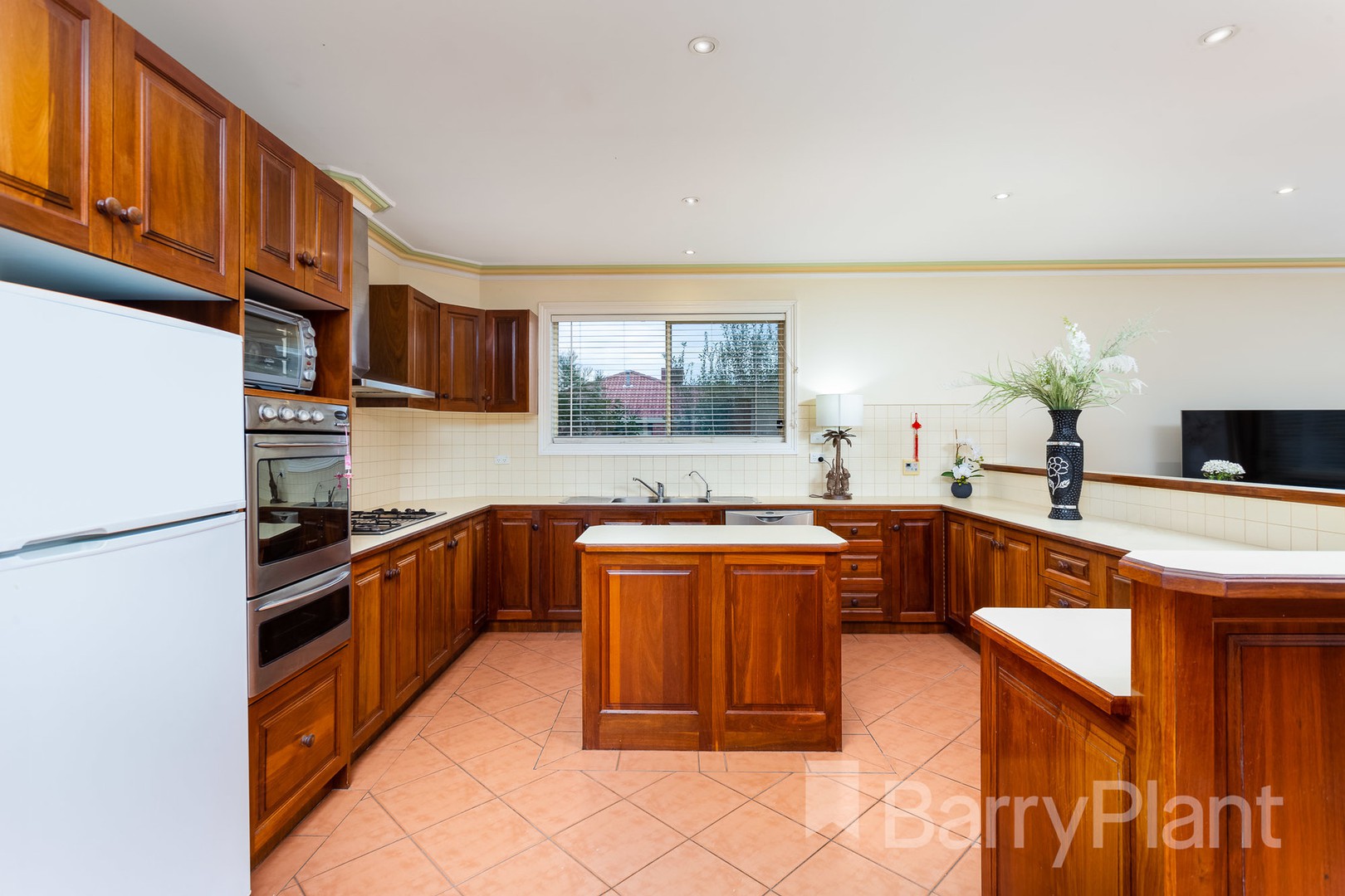 16 Machair Drive, Point Cook, VIC 3030, Point Cook - Thumbnail 6