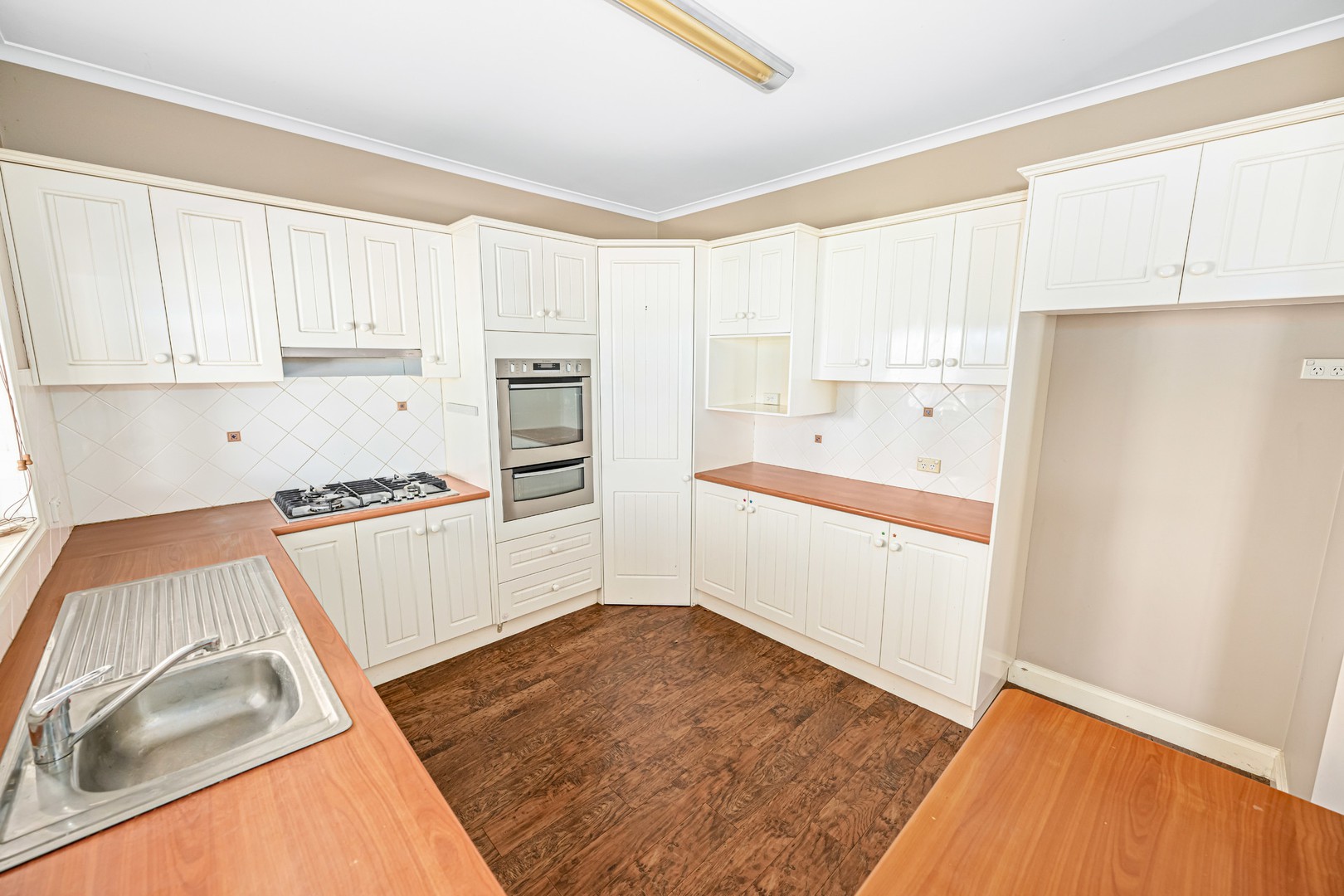 16 Macquarie Court, Mildura, VIC 3500 - Thumbnail 1 - 09/12/2025