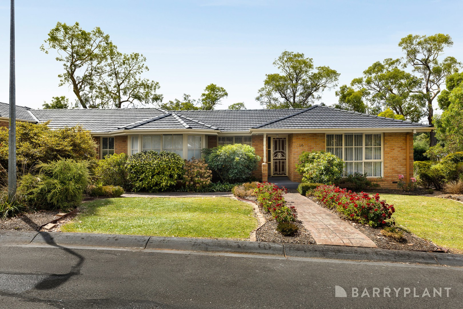 16 Manifold Court, Croydon South, VIC 3136 - Thumbnail 2 - 19/02/2026