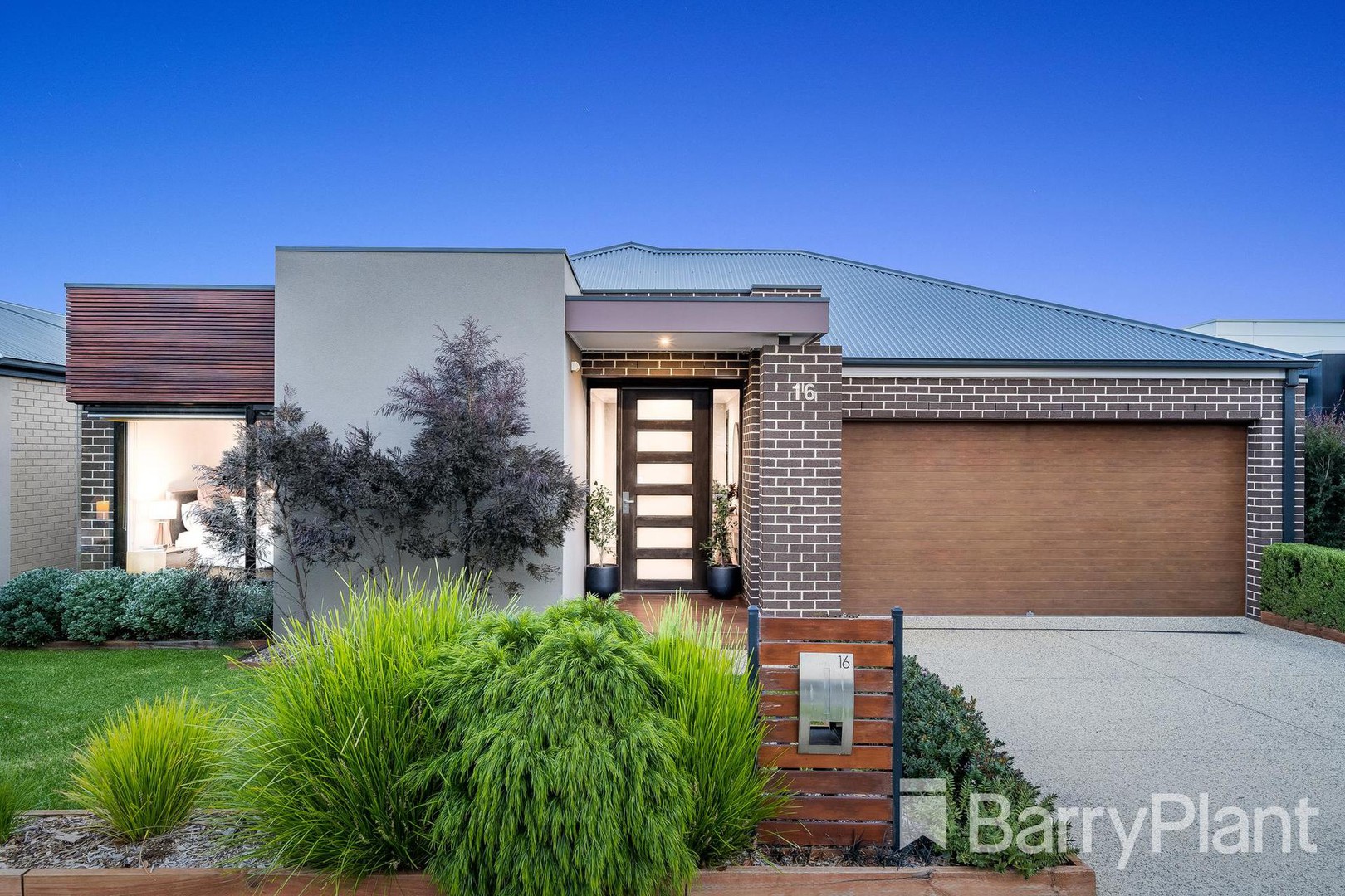 16 Manna Gum Drive, Mount Duneed, VIC 3217