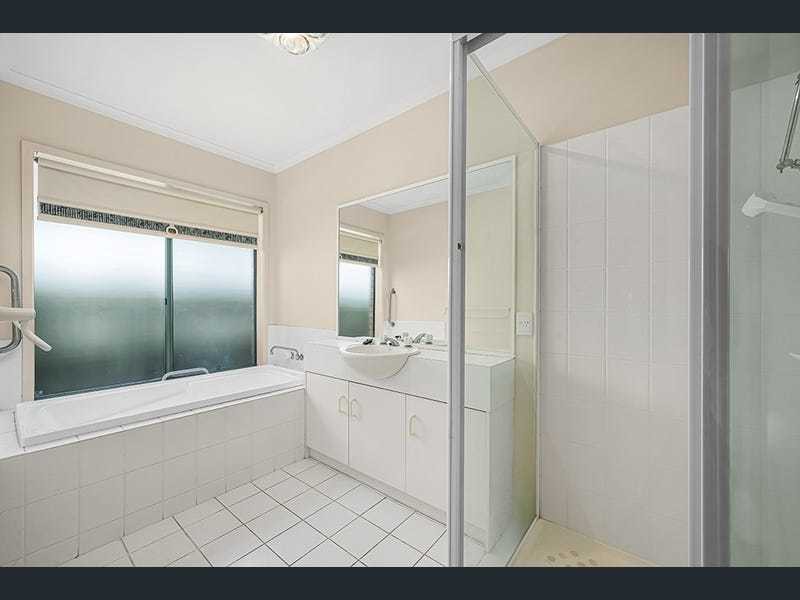 16 Martens Court, Taylors Lakes, VIC 3038, Taylors Lakes - Thumbnail 5