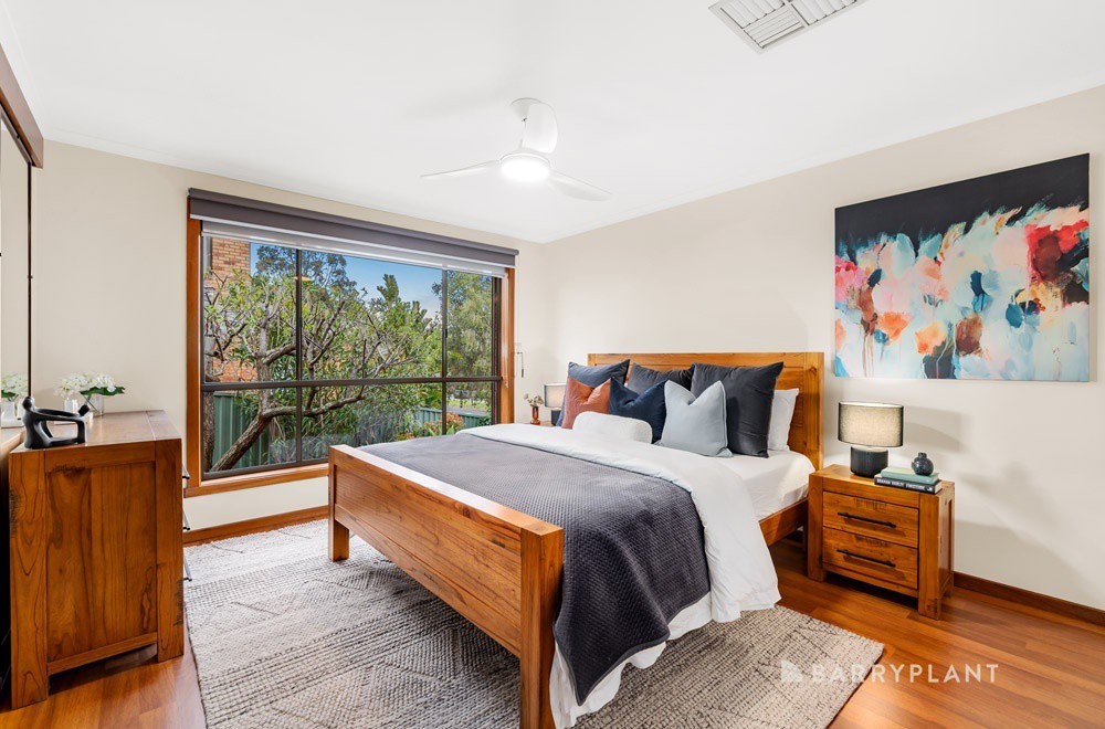 16 Mclaughlin Crescent, Mill Park, VIC 3082, Mill Park - Thumbnail 7