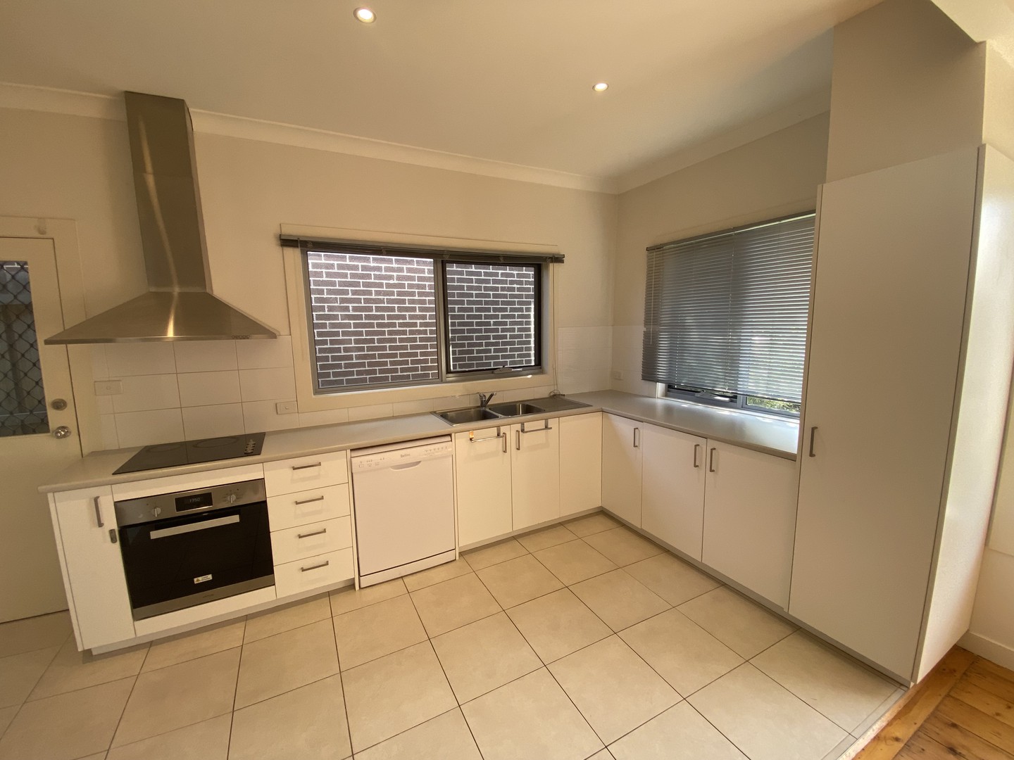 16 Mernda Parade, Belmont, VIC 3216, Belmont - Thumbnail 2