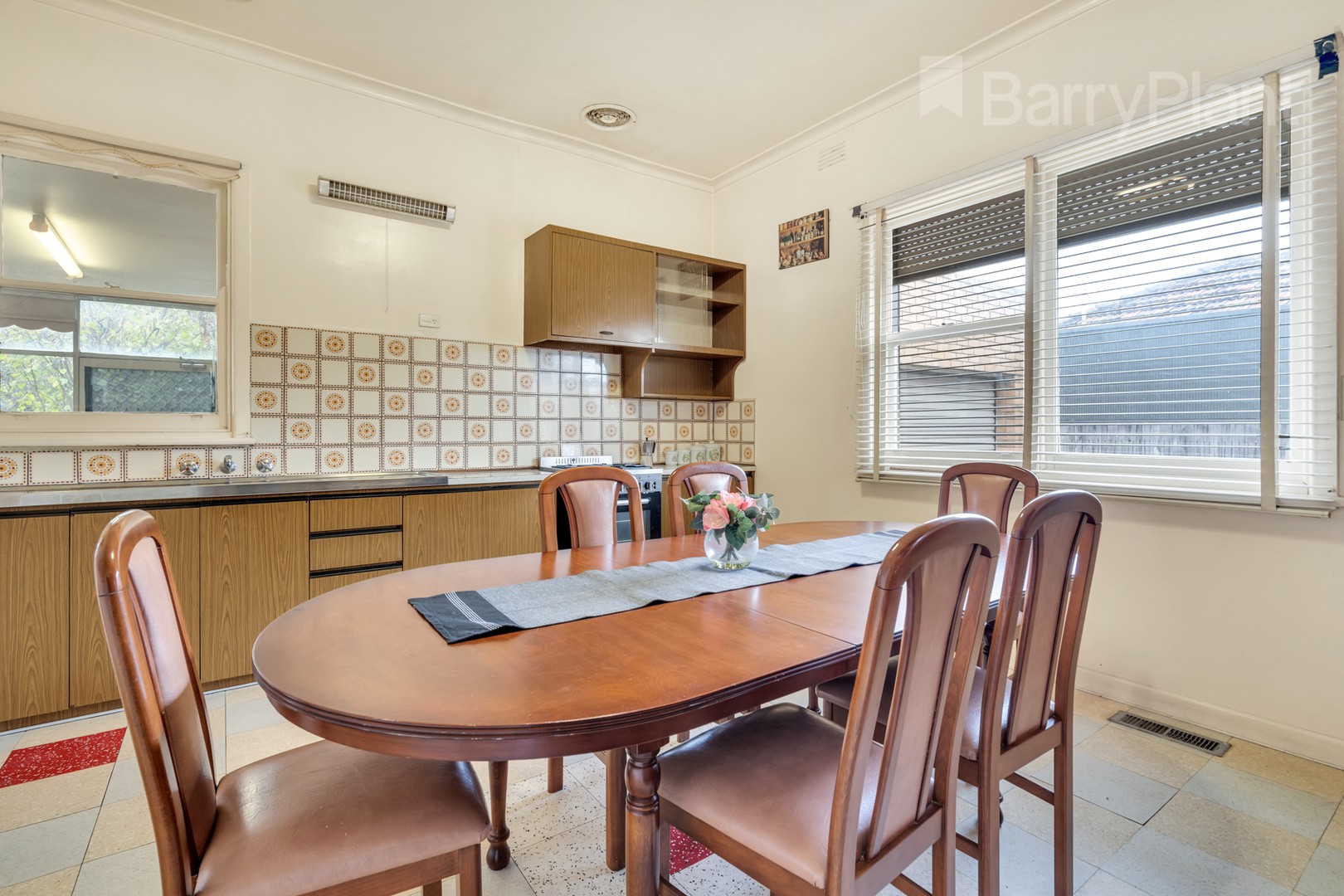 16 Merrilands Road, Reservoir, VIC 3073, Reservoir - Thumbnail 4