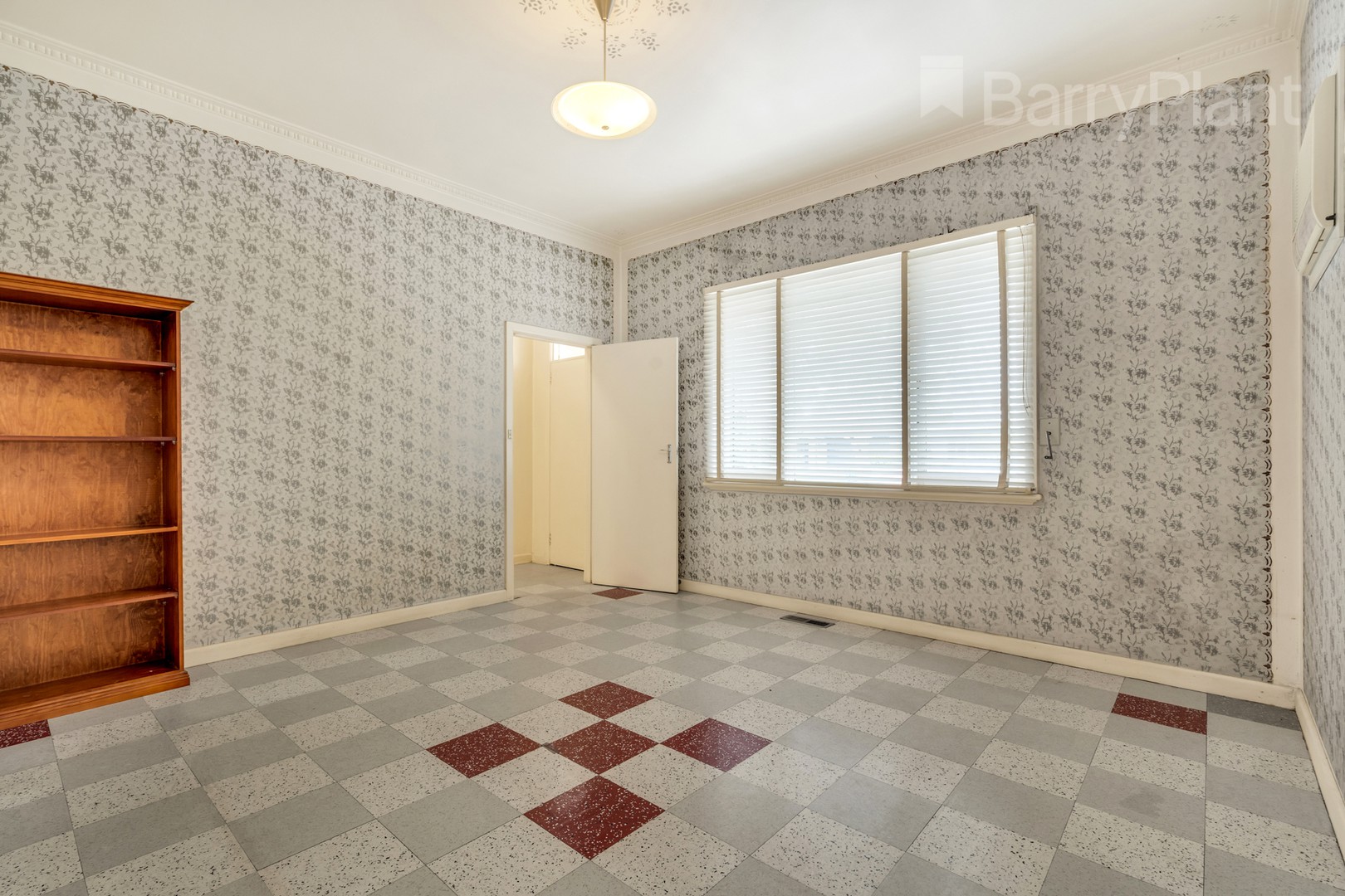 16 Merrilands Road, Reservoir, VIC 3073, Reservoir - Thumbnail 6