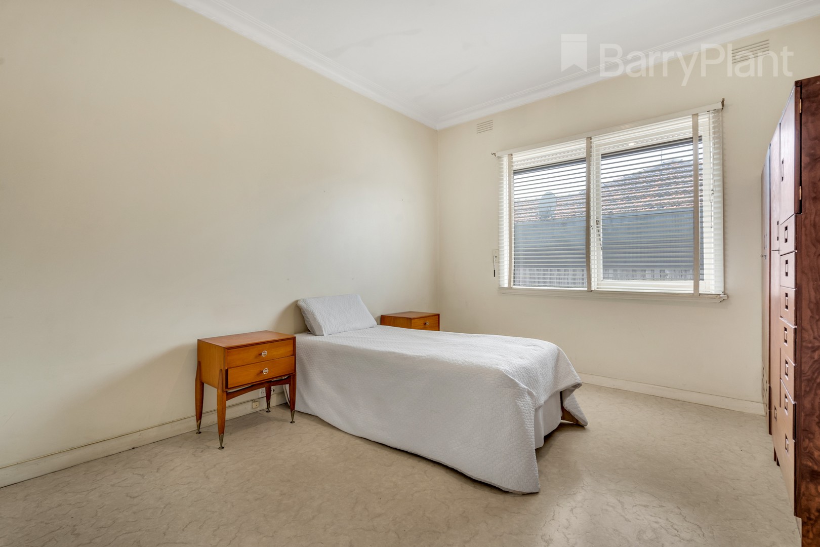 16 Merrilands Road, Reservoir, VIC 3073, Reservoir - Thumbnail 8