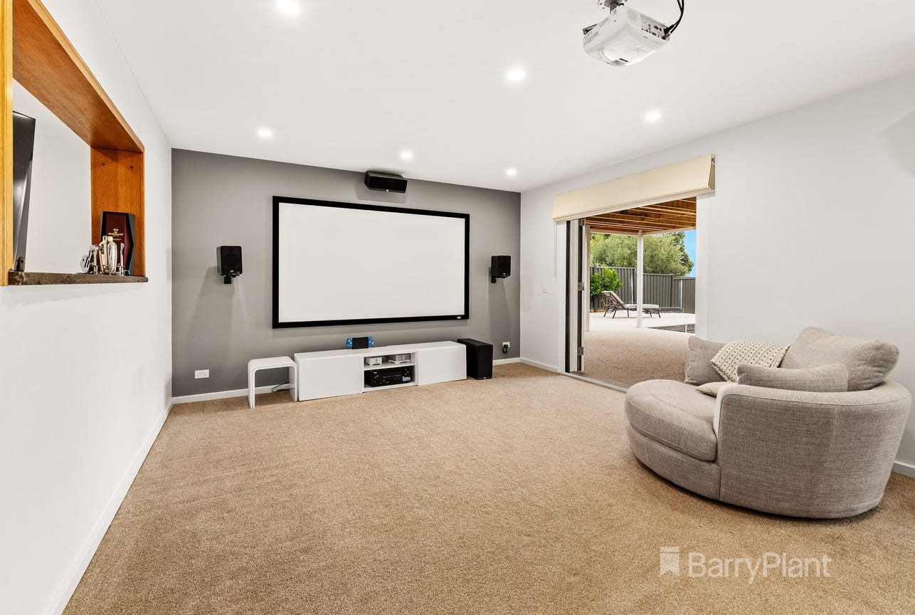 16 Meyrick Crescent, Viewbank, VIC 3084, Viewbank - Thumbnail 4