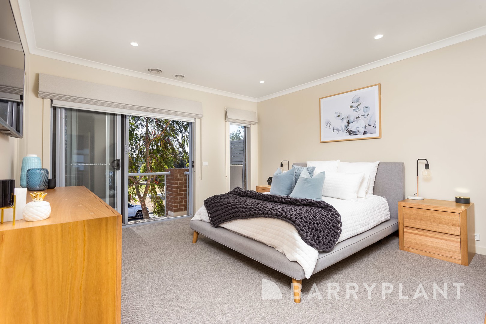 16 Middleton Drive, Point Cook, VIC 3030, Point Cook - Thumbnail 8