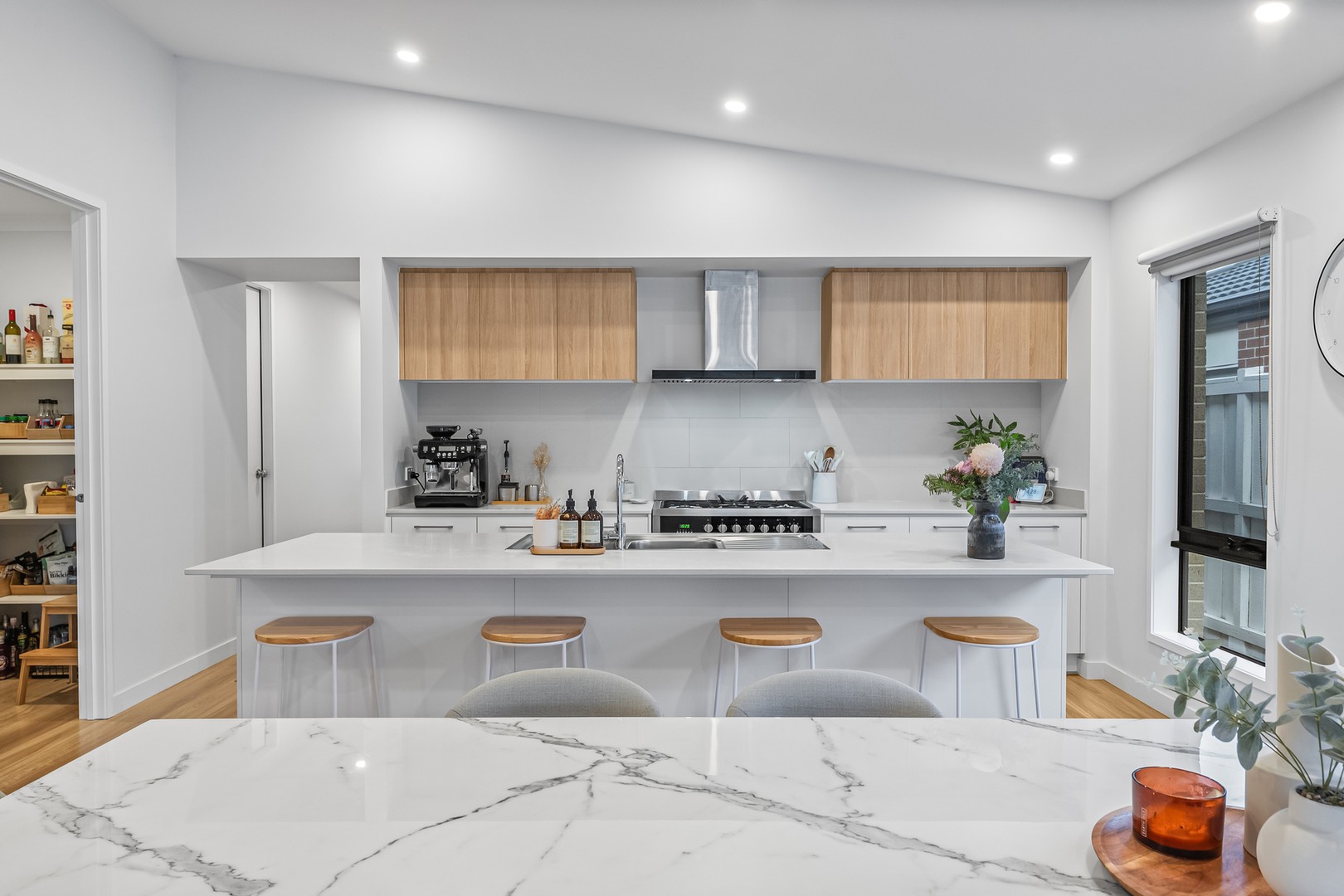 16 Milne Street, Sunbury, VIC 3429, Sunbury - Thumbnail 4