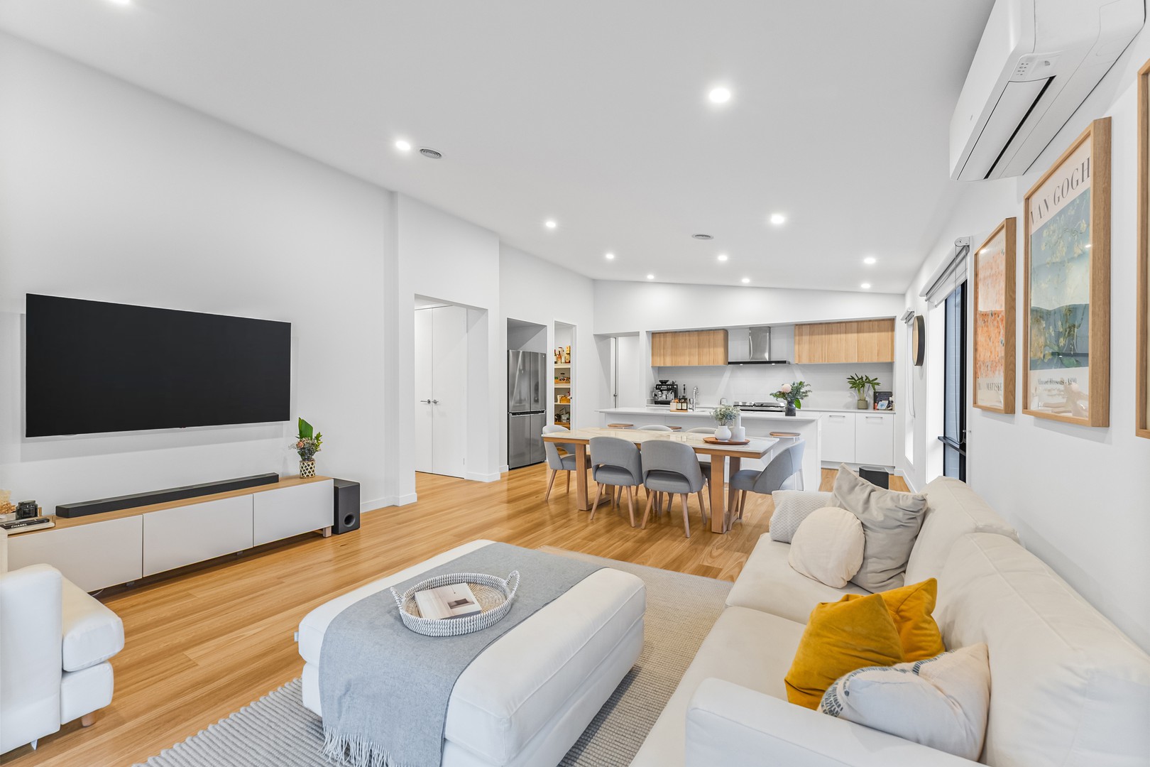 16 Milne Street, Sunbury, VIC 3429, Sunbury - Thumbnail 5