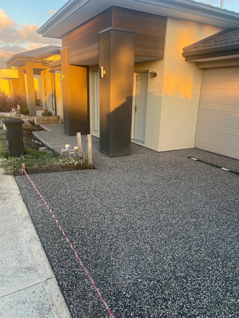 16 Molesworth Crescent, Donnybrook, VIC 3064 - Thumbnail 1 - 08/09/2025