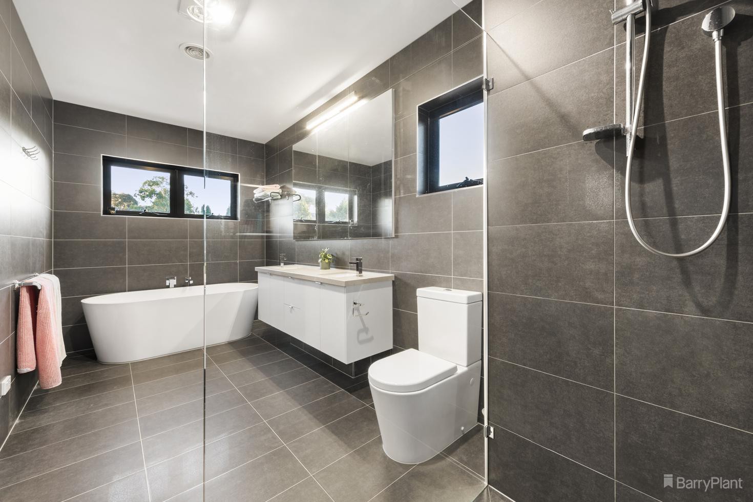 16 Montreal Drive, Doncaster East, VIC 3109, Doncaster East - Thumbnail 8