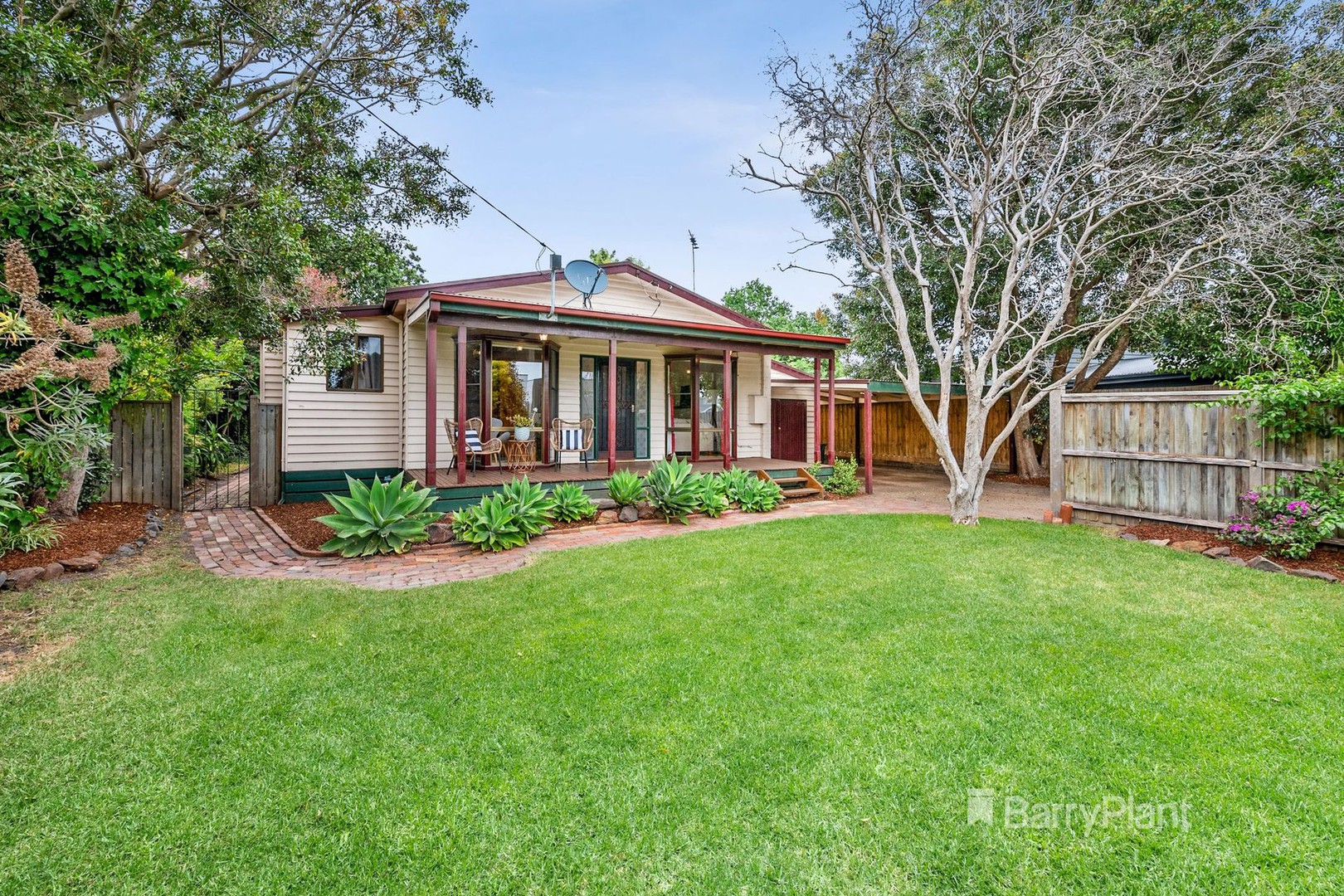 16 Moomba Street, Mornington, VIC 3931
