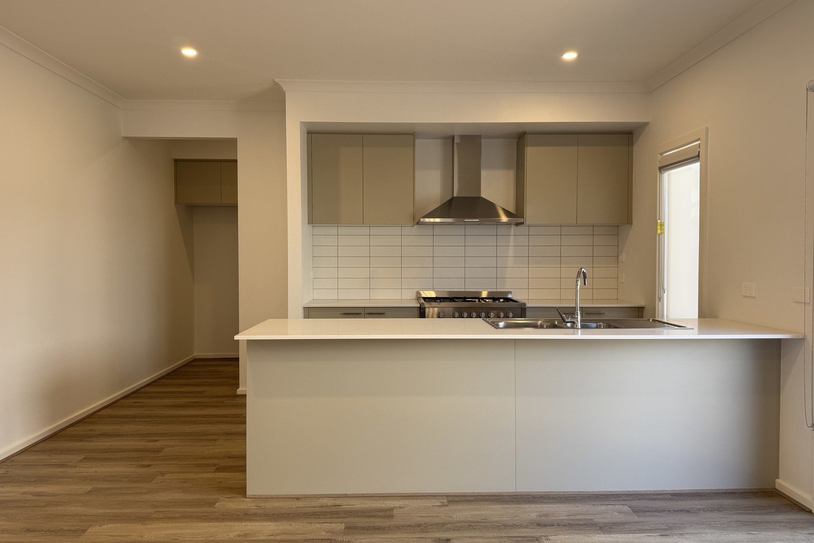 16 Mudlark Road, Tarneit, VIC 3029, Tarneit - Thumbnail 2