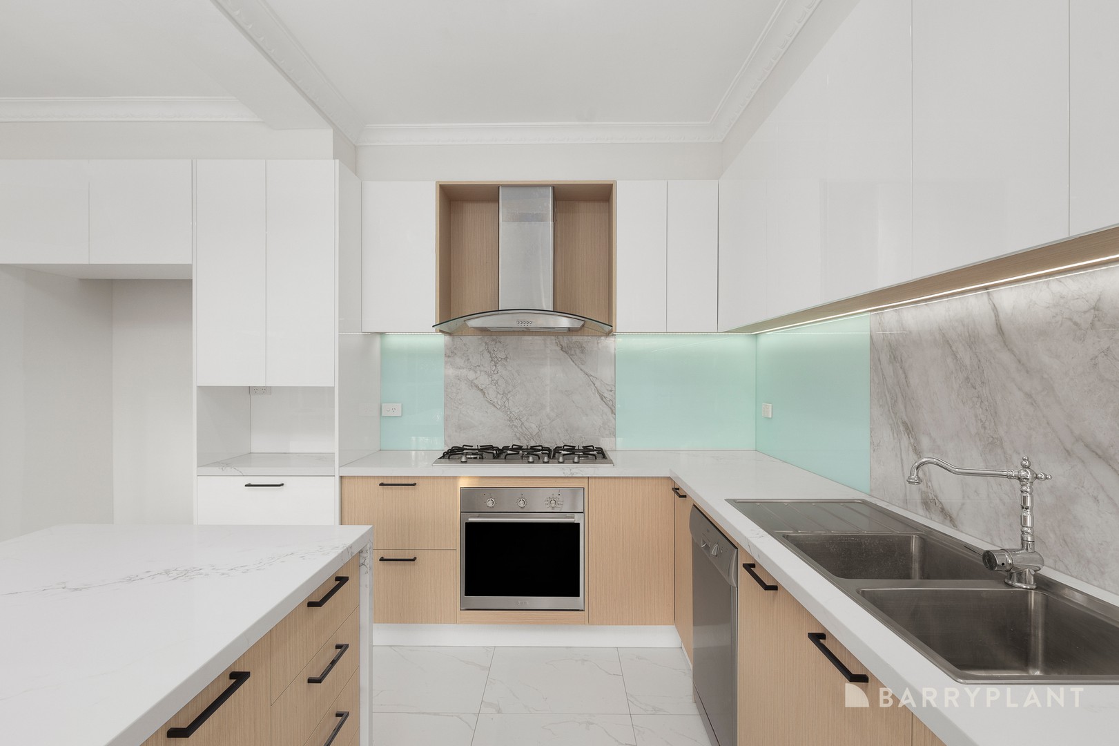 16 Nepean Highway, Brighton, VIC 3186, Brighton - Thumbnail 4