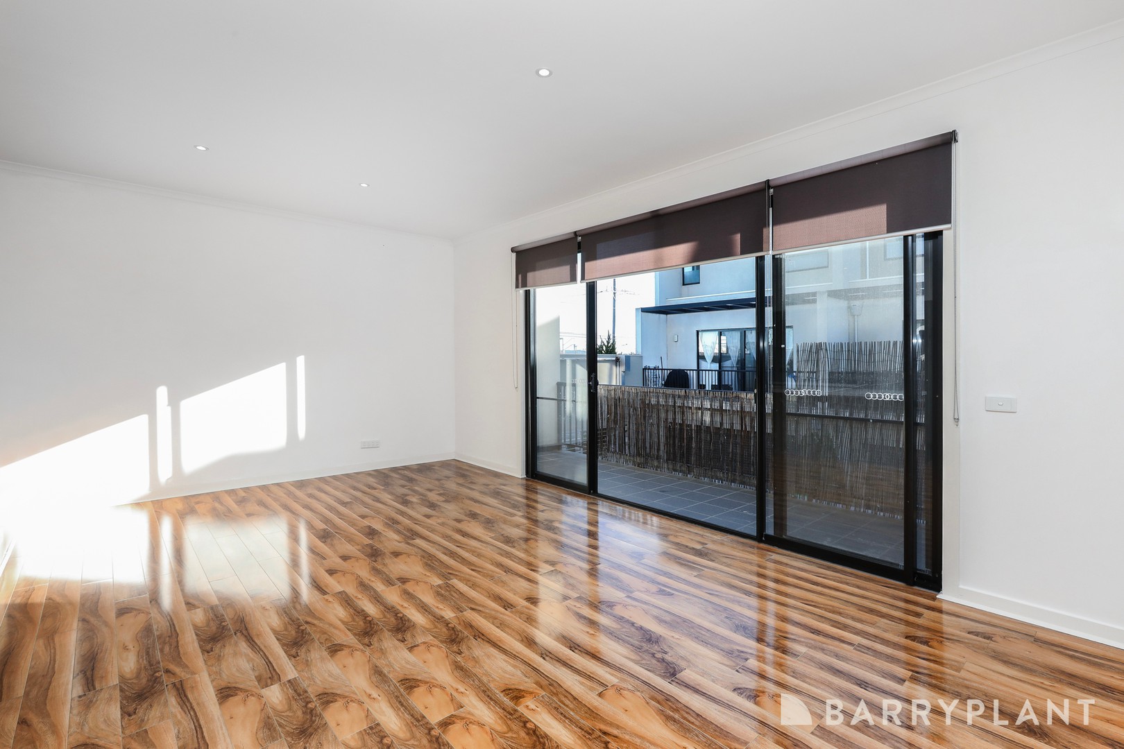 16 Newman Drive, Footscray, VIC 3011, Footscray - Thumbnail 4