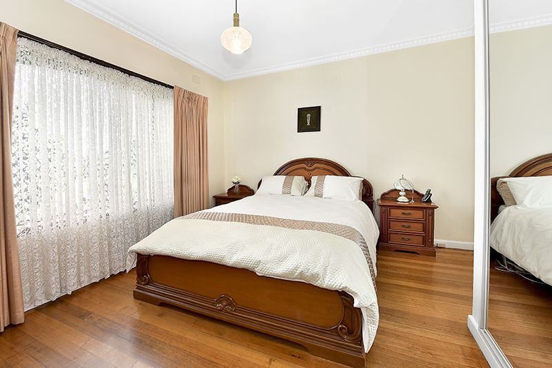 16 Newman Street, Niddrie, VIC 3042, Niddrie - Thumbnail 5