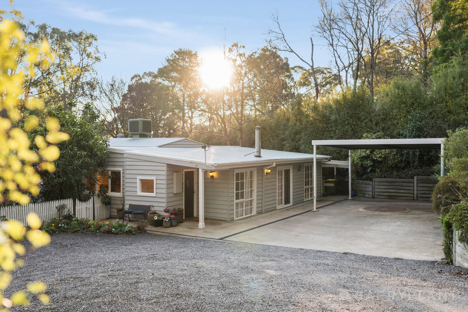 16 Nobelius Street, Emerald, VIC 3782, Emerald - Thumbnail 2