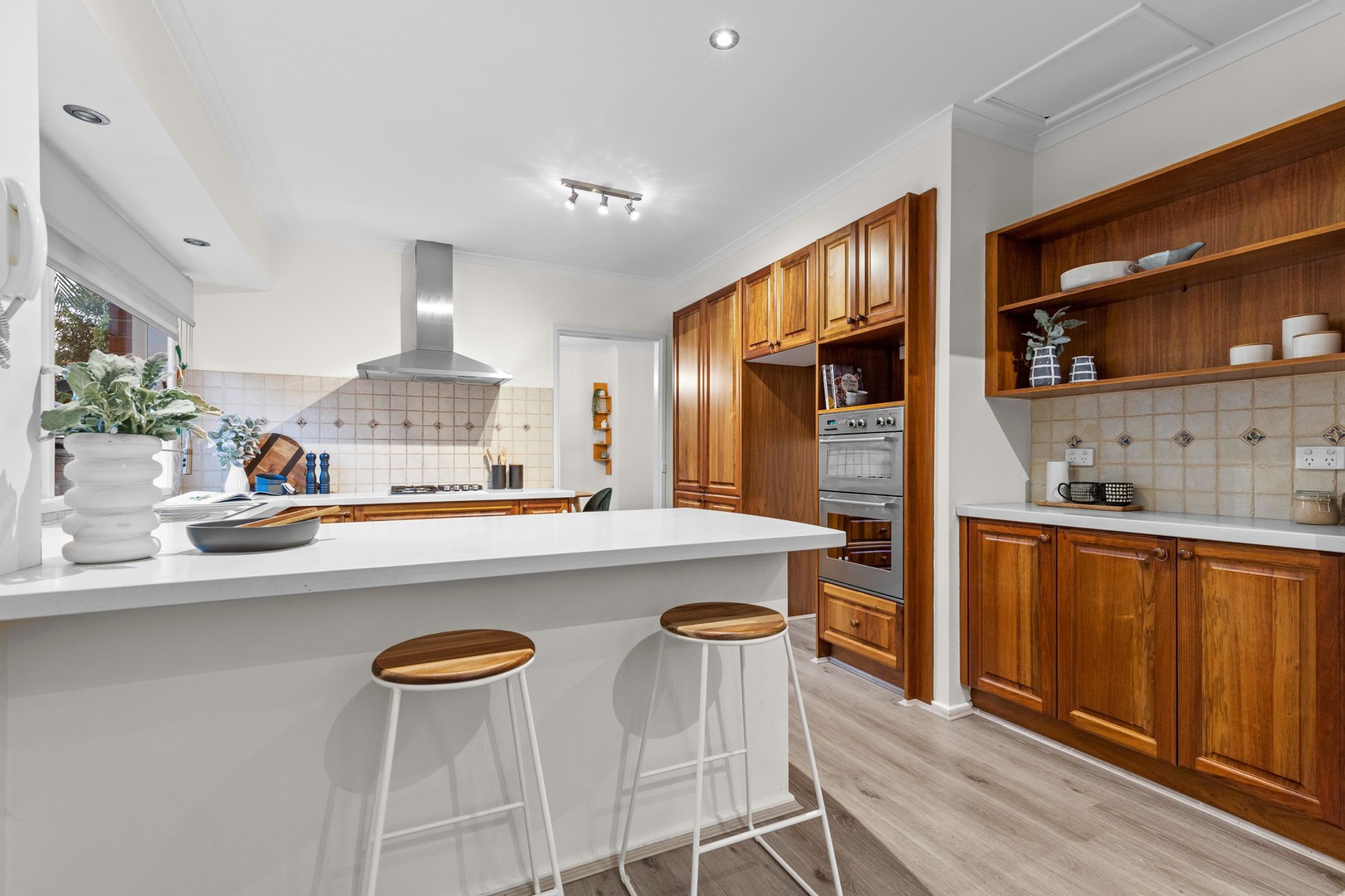 16 Nordic Avenue, Taylors Lakes, VIC 3038, Keilor Lodge - Thumbnail 4