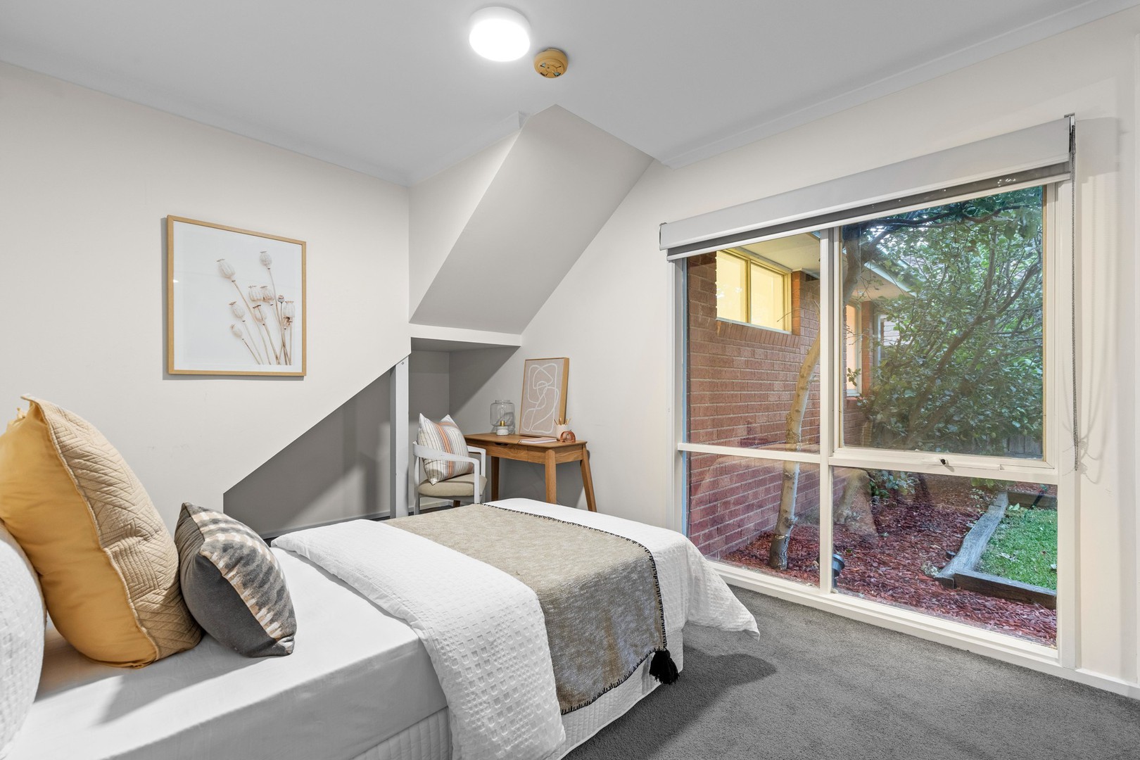 16 Nordic Avenue, Taylors Lakes, VIC 3038, Keilor Lodge - Thumbnail 8