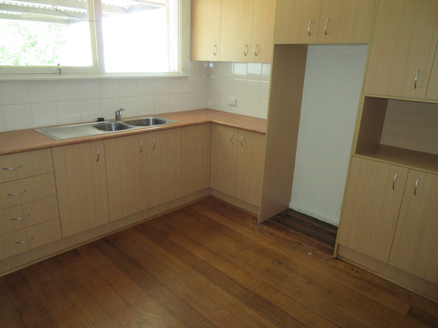 16 Norton Street, Sunshine West, VIC 3020 - Thumbnail 2 - 30/11/2021